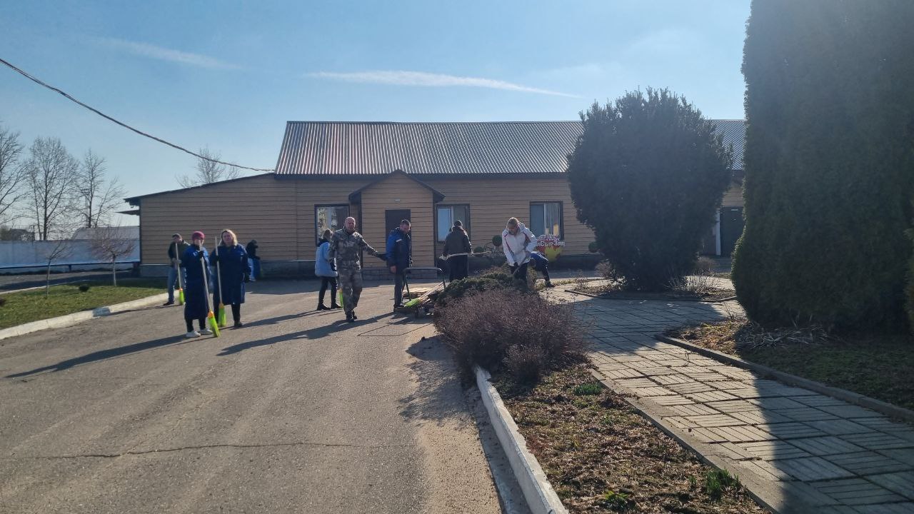 Субботник в ДПУП "ОршаСырЗавод": вместе для чистоты и комфорта!