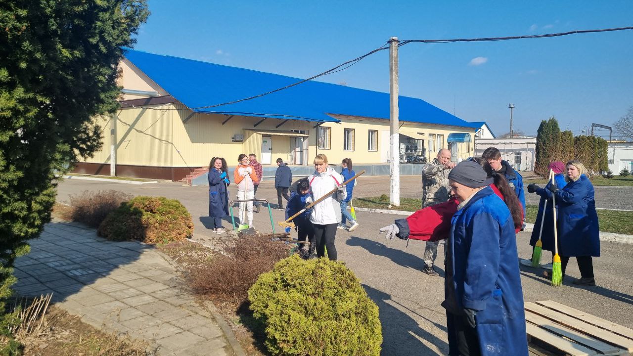 Субботник в ДПУП "ОршаСырЗавод": вместе для чистоты и комфорта!